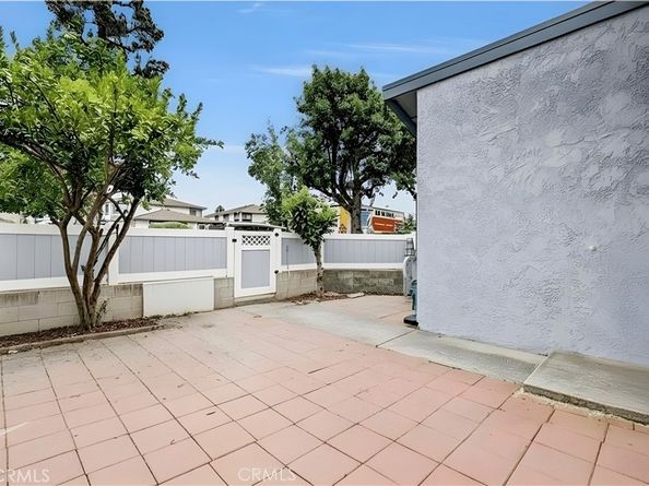 900 W Sierra Madre Avenue 44, Azusa CA 91702