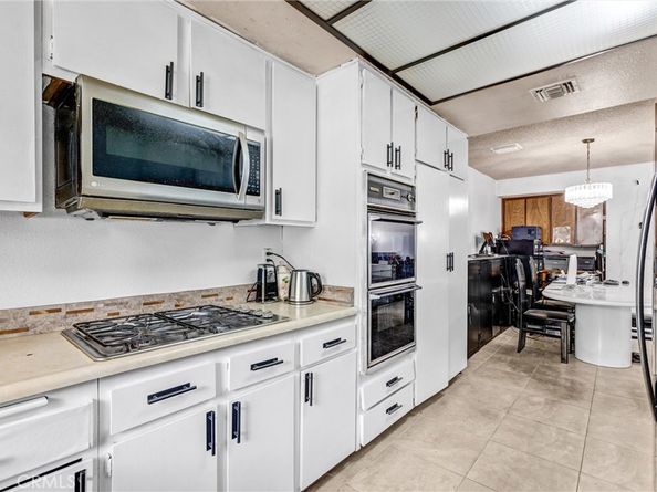 900 W Sierra Madre Avenue 44, Azusa CA 91702