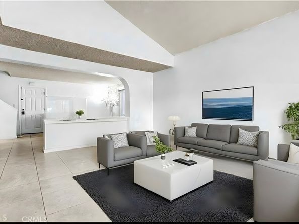 900 W Sierra Madre Avenue 44, Azusa CA 91702