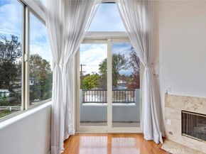 5027 Colfax Avenue 1, Valley Village CA 91601