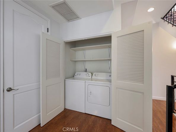 5027 Colfax Avenue 1, Valley Village CA 91601