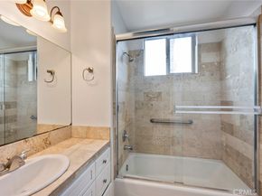 5027 Colfax Avenue 1, Valley Village CA 91601