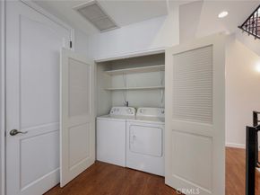 5027 Colfax Avenue 1, Valley Village CA 91601