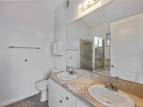 5027 Colfax Avenue 1, Valley Village CA 91601