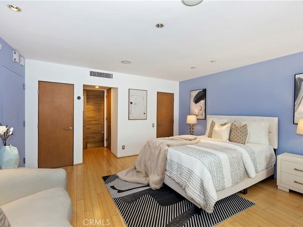 7250 Franklin Avenue 506, Los Angeles CA 90046