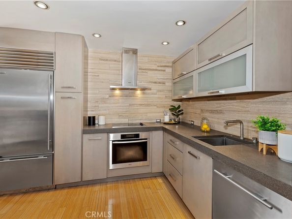 7250 Franklin Avenue 506, Los Angeles CA 90046