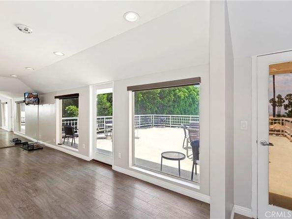 7250 Franklin Avenue 506, Los Angeles CA 90046