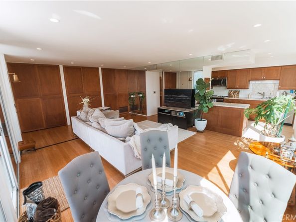 16 36th F, Long Beach CA 90803