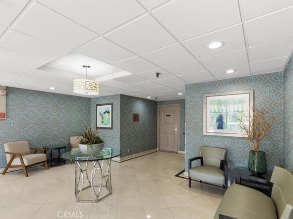 1115 S Elm Drive 207, Los Angeles CA 90035