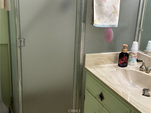 425 425 N Canyon, Monrovia CA 91016