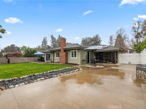 536 S College, Claremont CA 91711