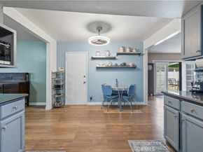 536 S College, Claremont CA 91711