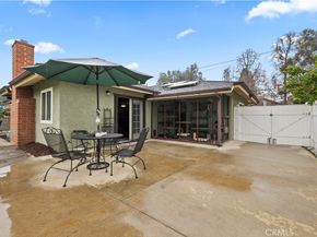 536 S College, Claremont CA 91711