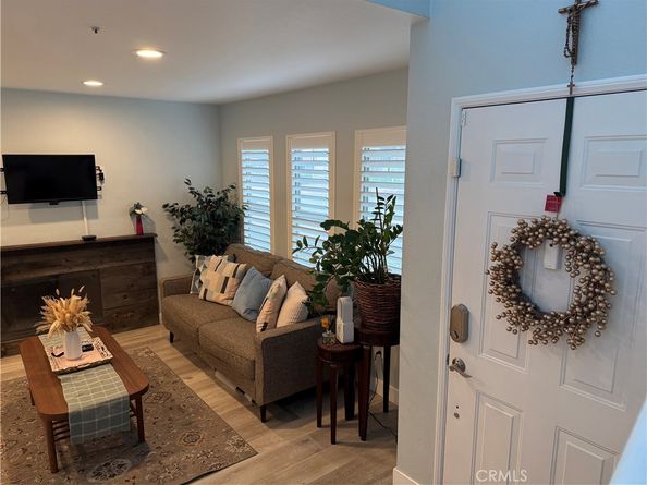 406 E Center, Anaheim CA 92805