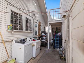 224 W 14th Street, Long Beach CA 90813