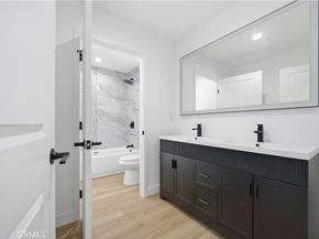 1106 W 74th Street, Los Angeles CA 90044