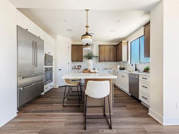 939 N Staley Lane, Los Angeles CA 90042