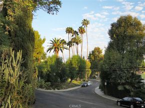 4831 Canoga Avenue, Woodland Hills CA 91364