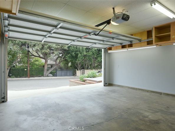 4831 Canoga Avenue, Woodland Hills CA 91364