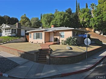 4831 Canoga Avenue