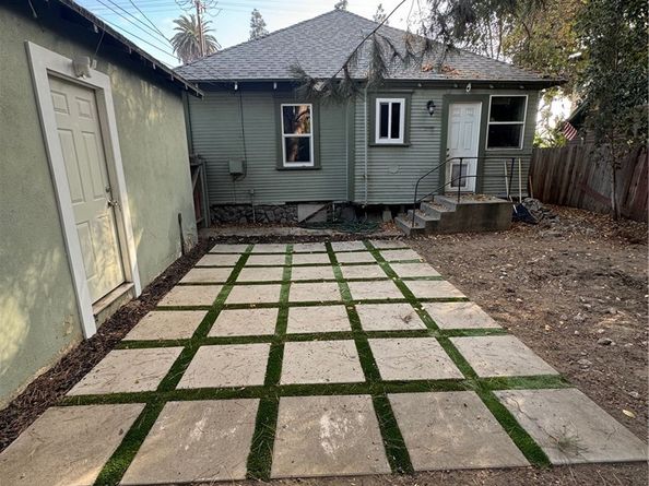 1355 N Gordon Street, Pomona CA 91768