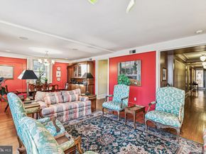 1901 Walnut Street 10A, Philadelphia PA 19103