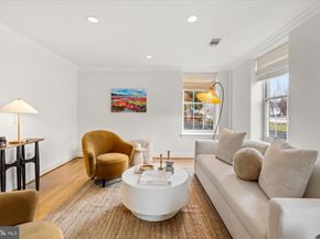 402 Commonwealth Avenue 106, Alexandria VA 22301