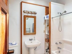 4107 Ludlow Street, Philadelphia PA 19104