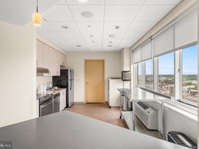 1901 John F Kennedy Boulevard 2922, Philadelphia PA 19103