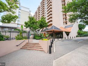 1301 N Courthouse Road N 1804, Arlington VA 22201