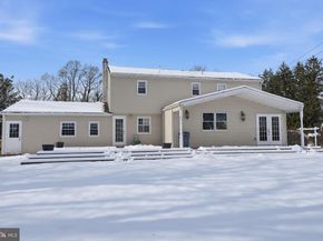 32 Lower Hilltop Road, Yardley PA 19067