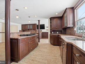 32 Lower Hilltop Road, Yardley PA 19067