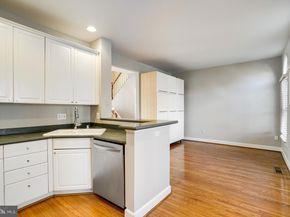 2505 Gadsby Place, Alexandria VA 22311