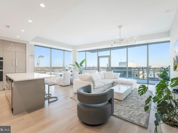 7887 Jones Branch Drive 1002, Mclean VA 22102