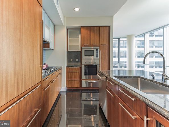 1414 S Penn Square 27F, Philadelphia PA 19102