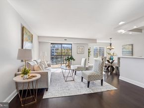 8340 Greensboro Dr 618, Mclean VA 22102