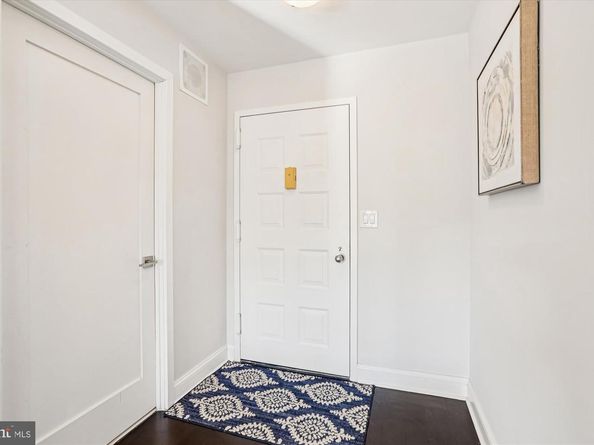 8340 Greensboro Dr 618, Mclean VA 22102