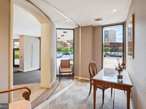 8340 Greensboro Dr 618, Mclean VA 22102