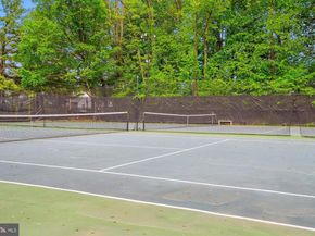 8340 Greensboro Dr 618, Mclean VA 22102