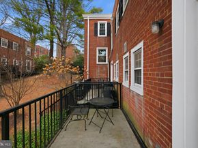 2825 S Columbus Street, Arlington VA 22206