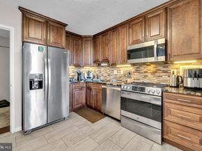 3705 S George Mason Drive 1714S, Falls Church VA 22041