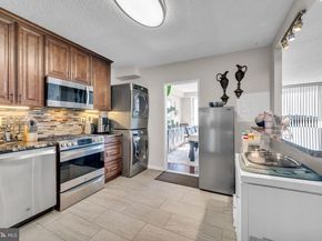 3705 S George Mason Drive 1714S, Falls Church VA 22041