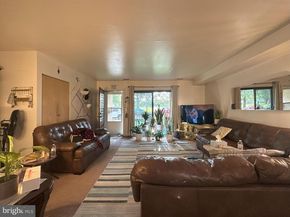 7525 Calvert Street, Philadelphia PA 19152