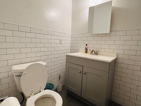 7525 Calvert Street, Philadelphia PA 19152