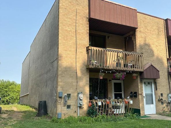 7525 Calvert Street, Philadelphia PA 19152