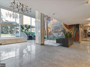 604 S Washington Square 1806, Philadelphia PA 19106