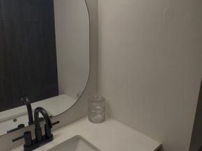 604 S Washington Square 1806, Philadelphia PA 19106