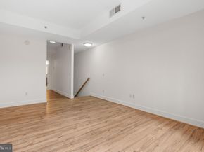 910 M Street NW 126, Washington DC 20001