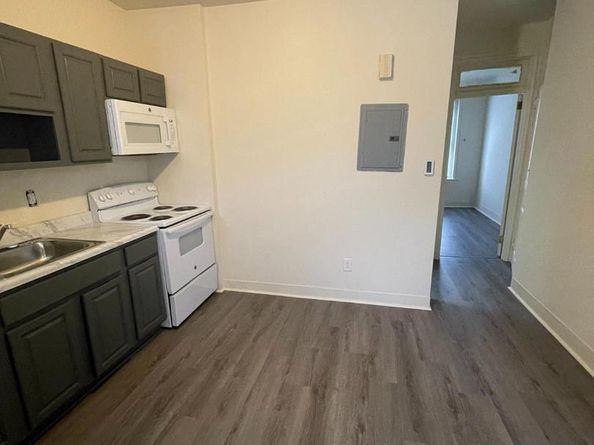 5122 Arch Street, Philadelphia PA 19139