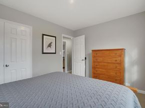 107 N George Mason Drive N 4, Arlington VA 22203